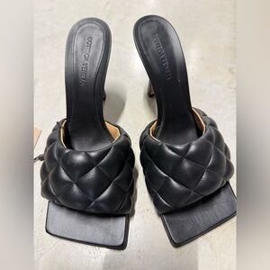 Authentic Bottega Heeled padded Mule